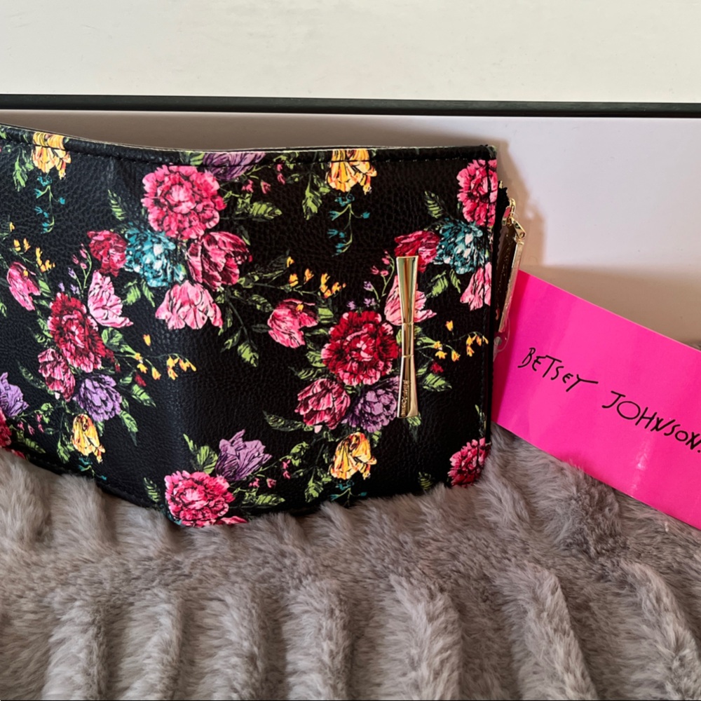NWT Betsey Johnson Black and Pink Floral Wallet